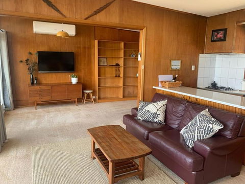 Muggins Rustic Paradise - Tourism Caloundra 1