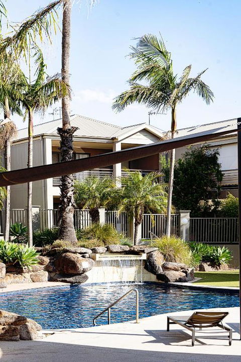 Mulwala Lakeside Apartment - Tourism Caloundra 2