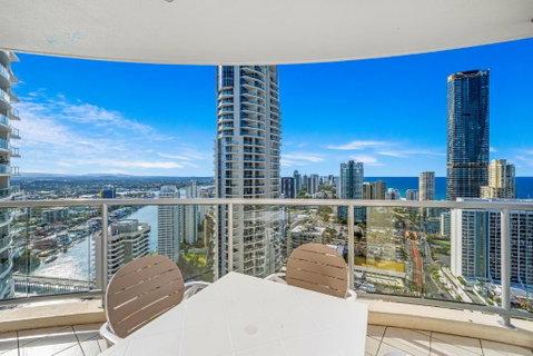 NEW Chevron Ocean Views Central Surfers. - Tourism Caloundra 1