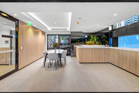 NEW Chic Stature Southbank 2 Bd - Tourism Caloundra 2