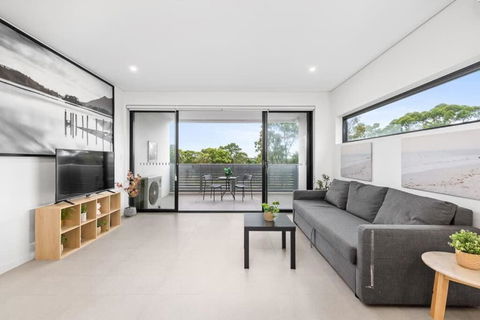 New Modern 2BR 2baths Apt In Homebush Sleeps 6 - Tourism Caloundra 1