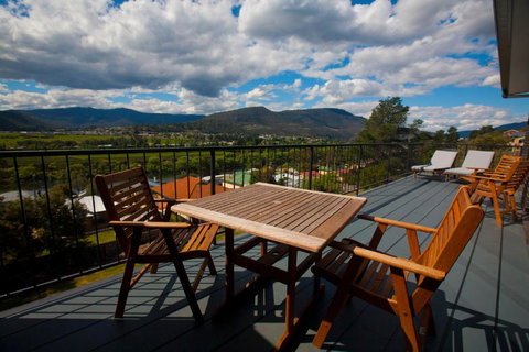 New Norfolk Holiday Apartments - Tourism Caloundra 0