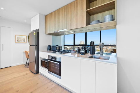 NEW Sensational Southbank Lux - Tourism Caloundra 3