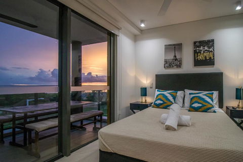 NEW - ZEN AT THE WATERFRONT - Luxury Waterfront Holiday Home For Families & Friends - Tourism Caloundra 0