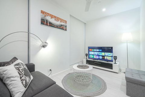 Next To Royal Hospital And Mel Uni 1br - Tourism Caloundra 2