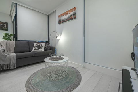 Next To Royal Hospital And Mel Uni 1br - Tourism Caloundra 3