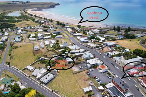 Nine On Main - Tourism Caloundra 1