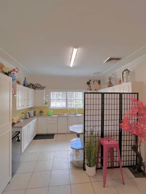 North Ryde Guesthouse - Tourism Caloundra 3