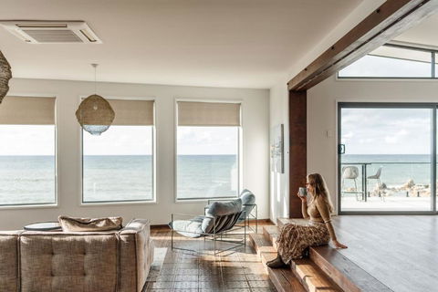 Novo Luxury Apartment Penguin Accommodation Itas - Tourism Caloundra 1