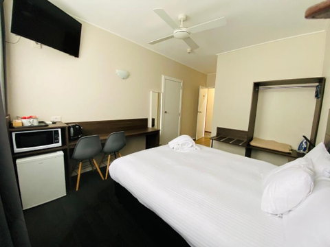 Nowra Motor Inn - Tourism Caloundra 2