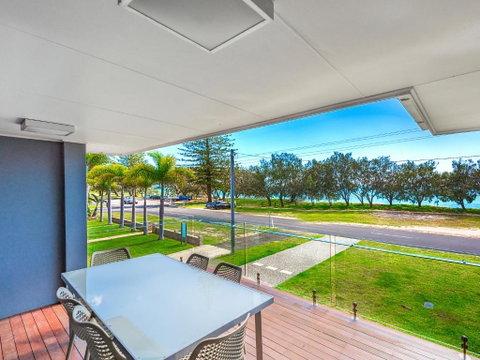 NRMA Woodgate Beach Holiday Park - Tourism Caloundra 0
