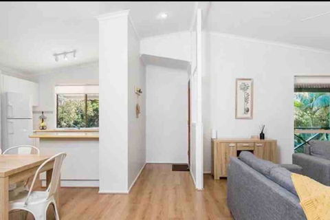 NORTH BYRON BEACH HOUSE Surf Sun Sand - Tourism Caloundra 3