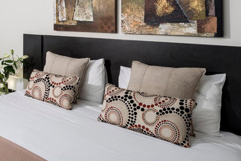 Oaks Ipswich Aspire Suites - Tourism Caloundra 2