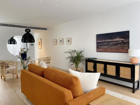 Oakview On Main - Tourism Caloundra 2