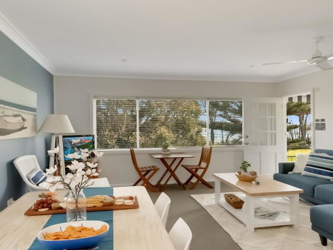 Ocean Blue Apartment Four - Tourism Caloundra 1