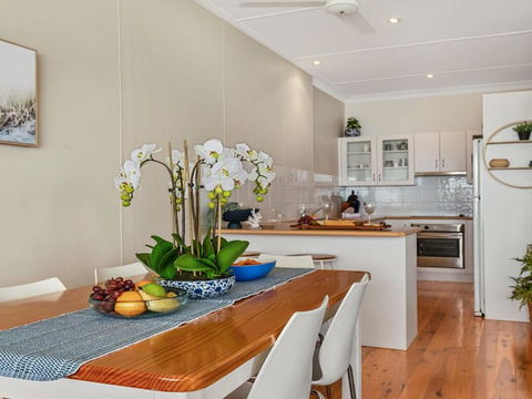 Ocean Blue Apartment Two - Tourism Caloundra 1