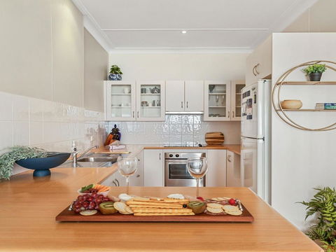 Ocean Blue Apartment Two - Tourism Caloundra 2