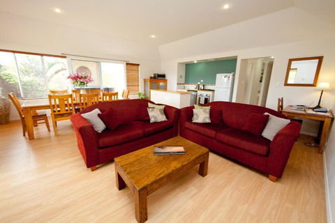 Ocean Mist Villa - Tourism Caloundra 2
