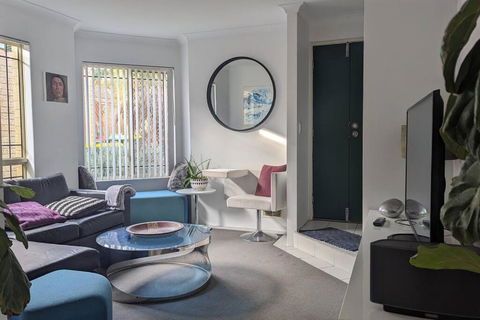 Ocean Villa - Tourism Caloundra 0