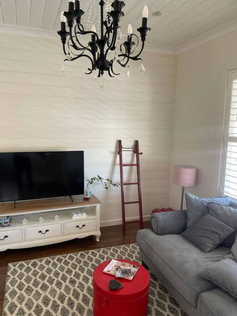 Old Bakery Cottage Millthorpe - Tourism Caloundra 3