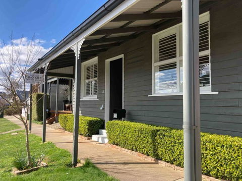 Old Bakery Cottage Millthorpe - Tourism Caloundra 0
