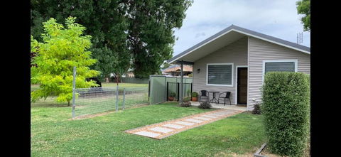 Oleander Cottage - Tourism Caloundra 1