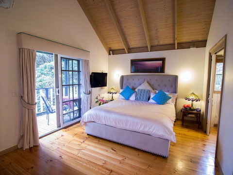 Olinda Country Cottages - Tourism Caloundra 2