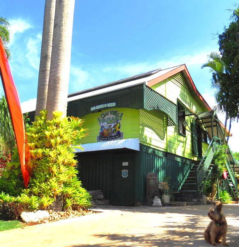 On The Wallaby Lodge - Tourism Caloundra 0