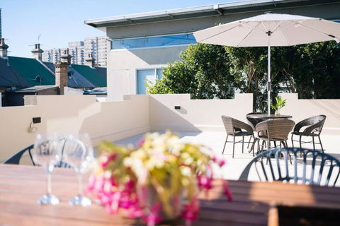 OnceUp A BlueMoon Terrace Nr CBD - Tourism Caloundra 0