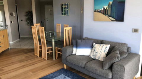 Outlook Unit 7 - Tourism Caloundra 1