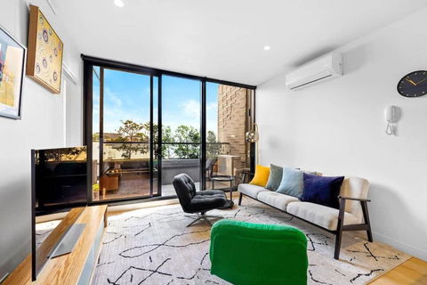 Oxley - 1 Bedroom Apt In The Heart Of Collingwood - Tourism Caloundra 0