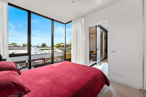Oxley - 1 Bedroom Apt In The Heart Of Collingwood - Tourism Caloundra 1