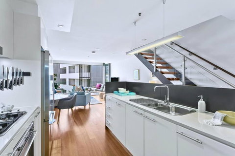 OXLST - St Leonards Sophistication Everything At Doorstep - Tourism Caloundra 3