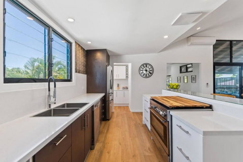PACIFIC Stunning Coastal Home The Perfect Family Getaway - Tourism Caloundra 2