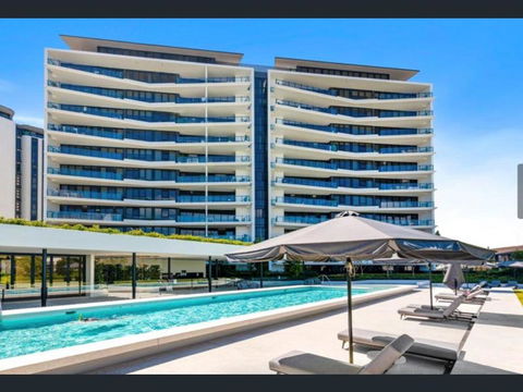 Palm Beach Luxury Apartment With Hinterland Views - Tourism Caloundra 3