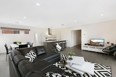 Palm Grove Beach House Dromana - Tourism Caloundra 0