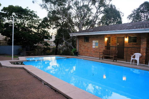 Panorama Motor Inn - Tourism Caloundra 0