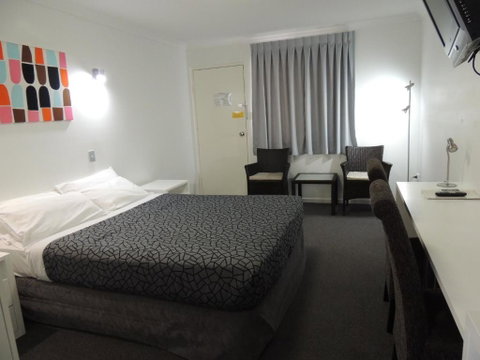 Park View Motel - Tourism Caloundra 1