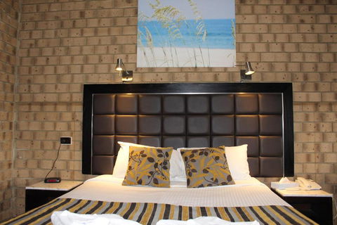 Pavlos Motel - Tourism Caloundra 0
