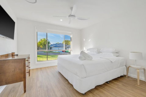 PC On Catherine 6A Catherine Street - Tourism Caloundra 1