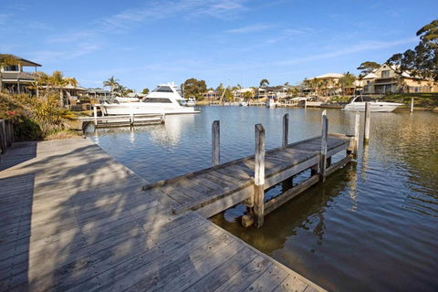 Pelican Brief - Tourism Caloundra 2