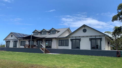 Peninsula At Metung House - Access By Boat Only - Tourism Caloundra 2
