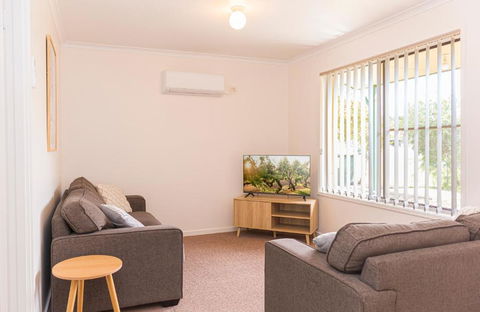 Penola Coonawarra Caravan Park - Tourism Caloundra 2