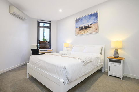 Penrith 3Br Apt Close ToTrain Station & Shopping - Tourism Caloundra 3