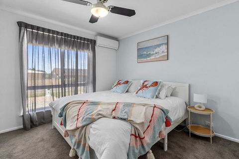 Percys Beach House Moonta Bay - Tourism Caloundra 3
