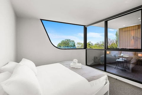 Perfectly Located Executive 1BR At Caulfield North - Tourism Caloundra 2