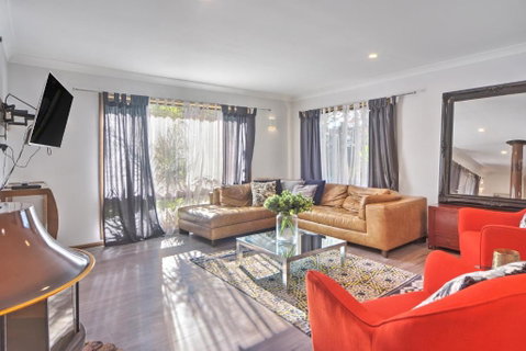 Pleasant Way River Lodge - Tourism Caloundra 3