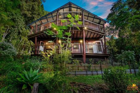 Pole Home In Paradise @ Kuranda - Tourism Caloundra 0