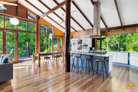 Pole Home In Paradise @ Kuranda - Tourism Caloundra 1