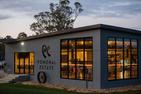 Pomonal Estate Villas - Tourism Caloundra 0